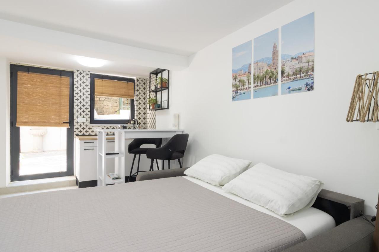 Studio Tina In Centar With Parking สปลิท ภายนอก รูปภาพ