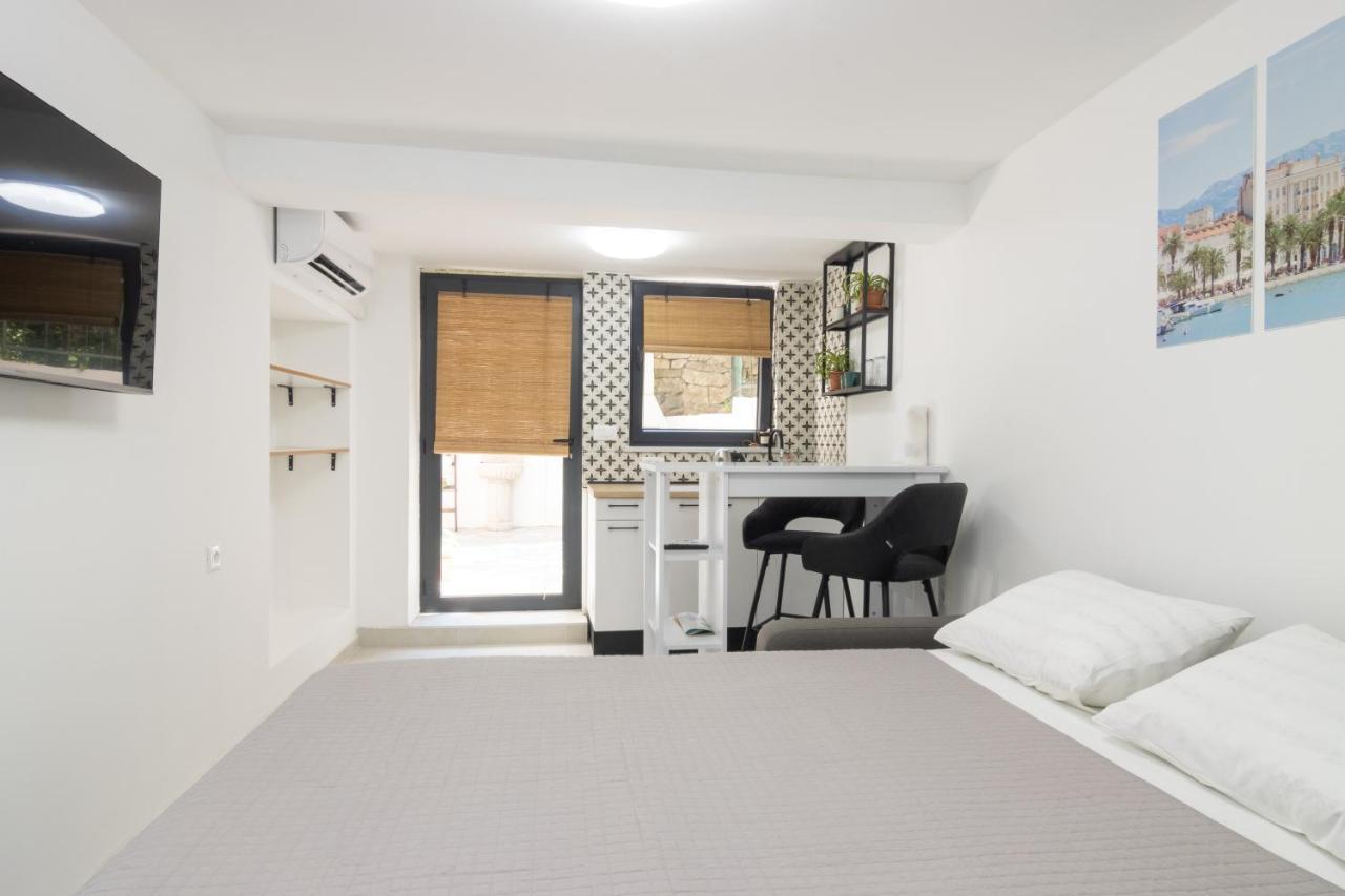 Studio Tina In Centar With Parking สปลิท ภายนอก รูปภาพ