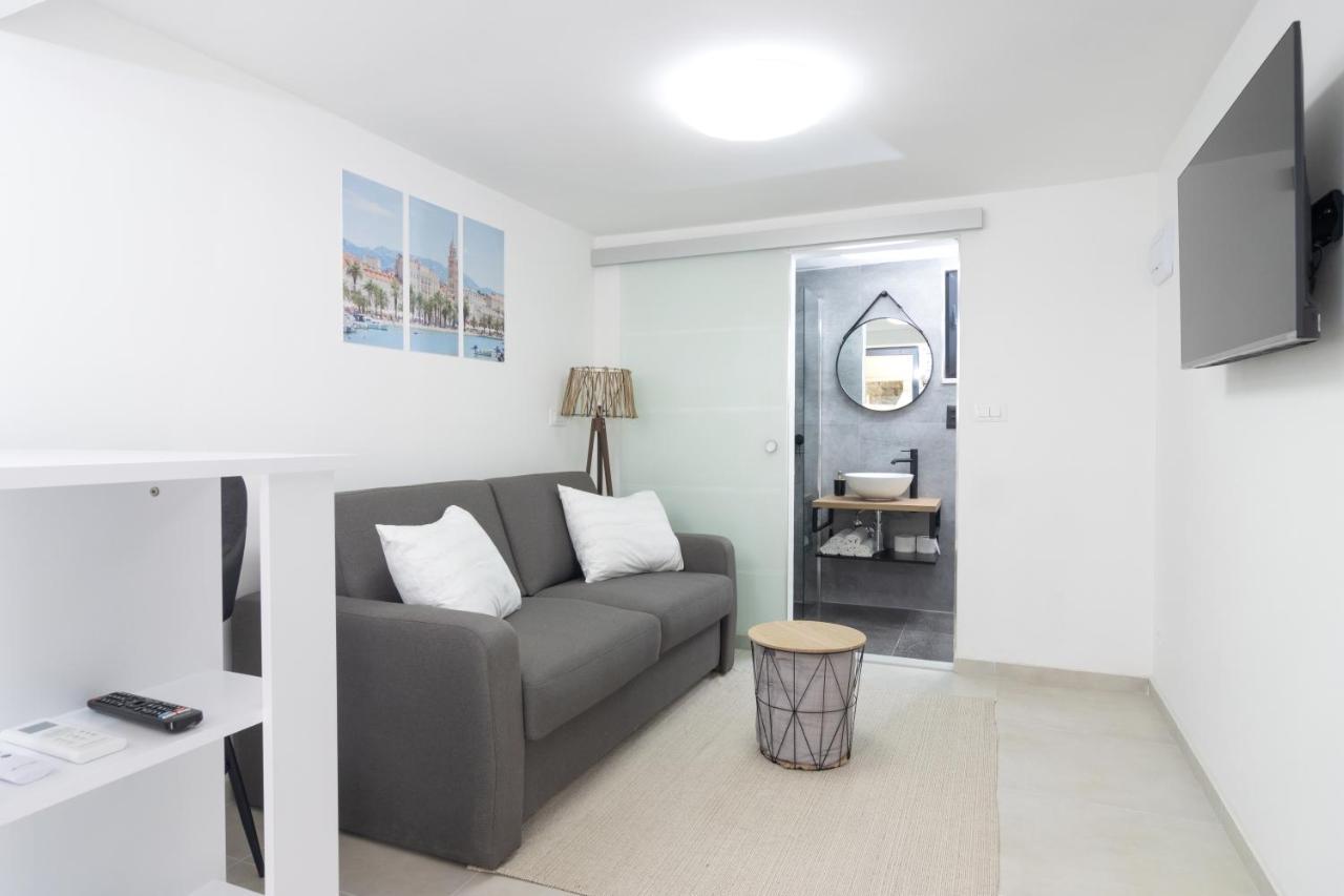 Studio Tina In Centar With Parking สปลิท ภายนอก รูปภาพ